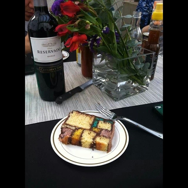 484862_10152030517782762_1001048344_n