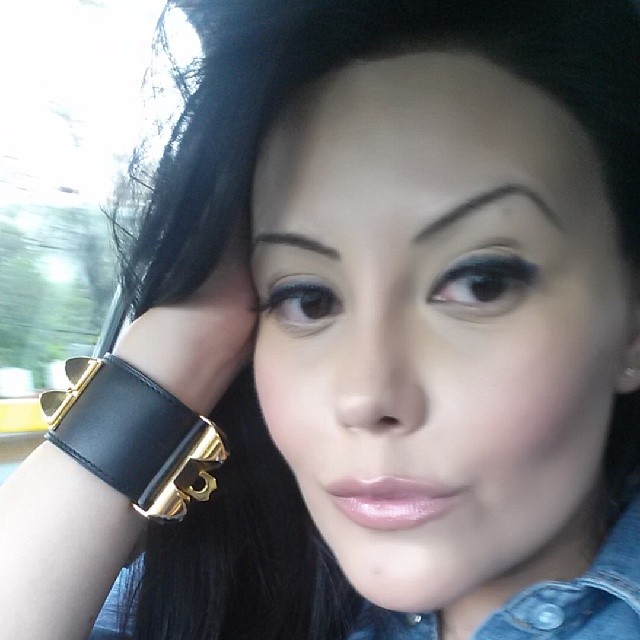 alicia gaona selfie